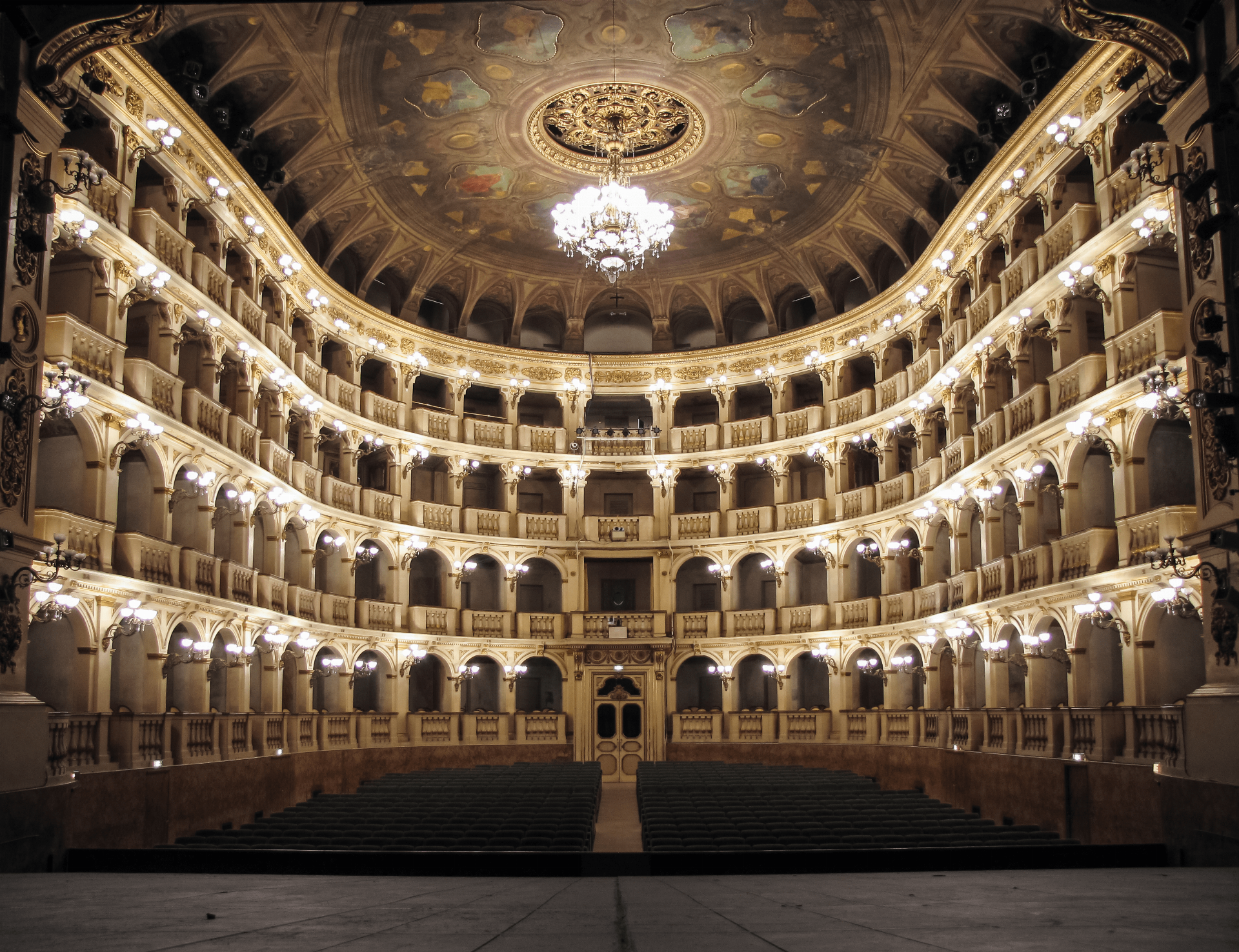 Teatro_Comunale_Bologna-min